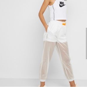 NIKE women white tech pack sheer joggers sizs S - never worn